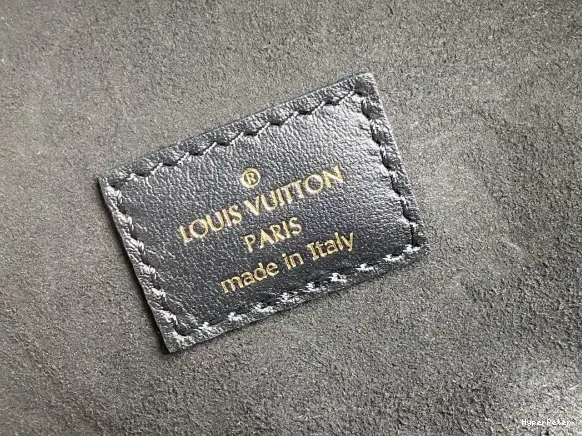 PM VUITTON LOUIS VANITY 0601